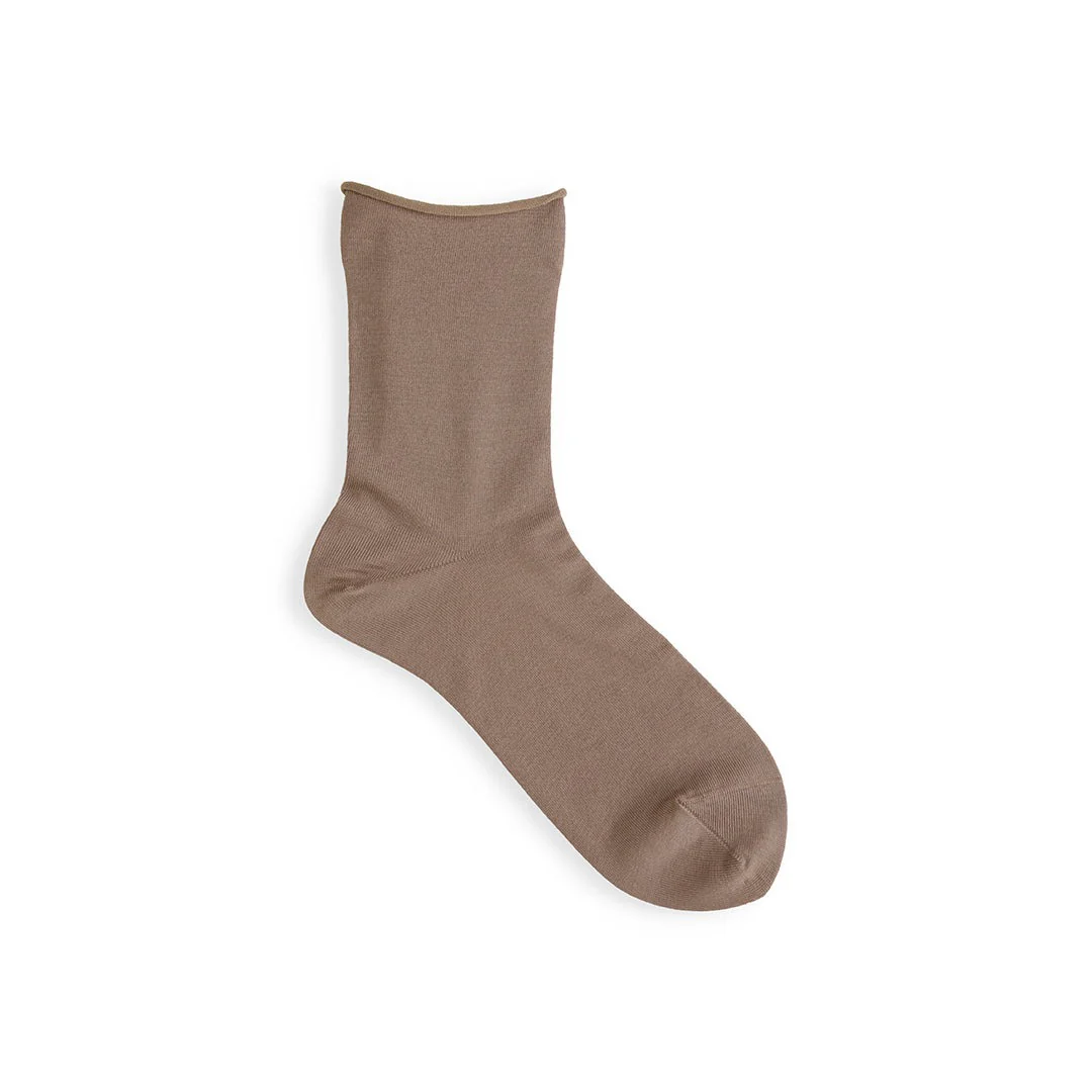 021131755 Fine Roll Top Low Crew Socks - Image 11
